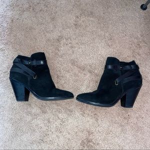 Dolce Vita black bootie size 8